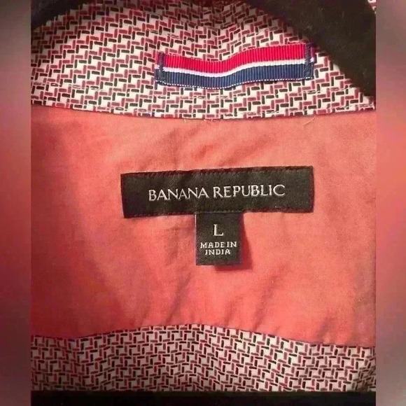 BANANA REPUBLIC MENS SHORT SLEEVE SHIRT LARGE RED GEOMETRIC COTTON - Picture 4 of 4